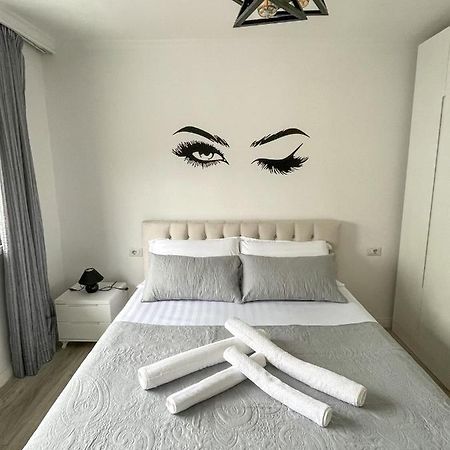 Centre View Apartment ティラナ エクステリア 写真